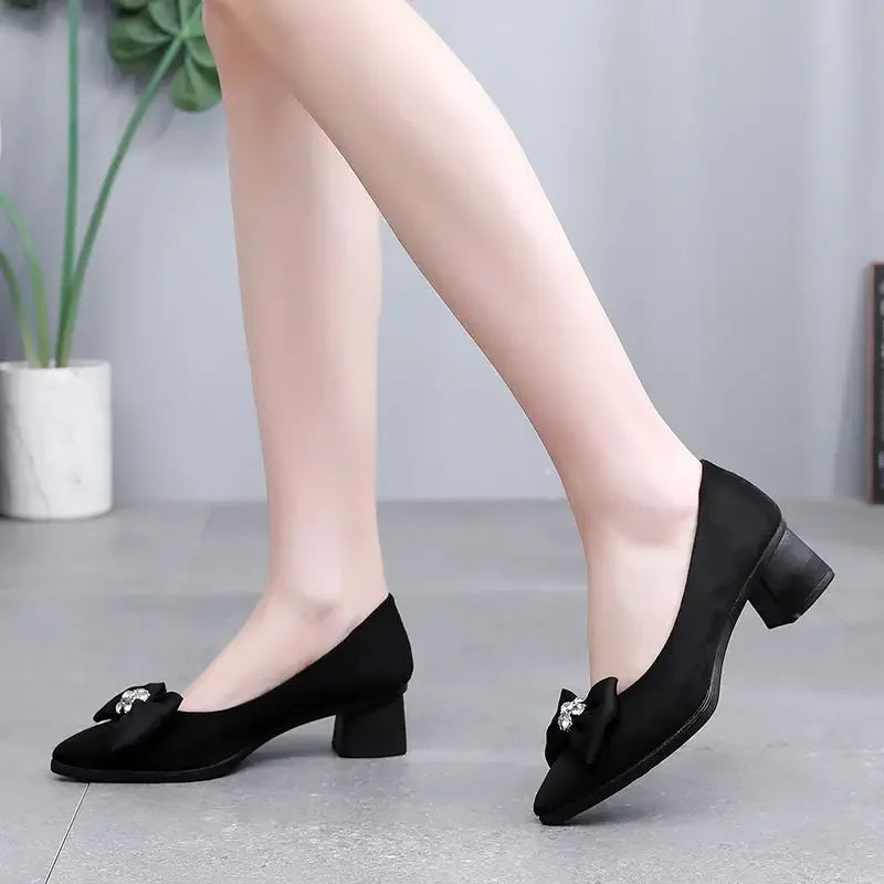 Belle Bow Heel